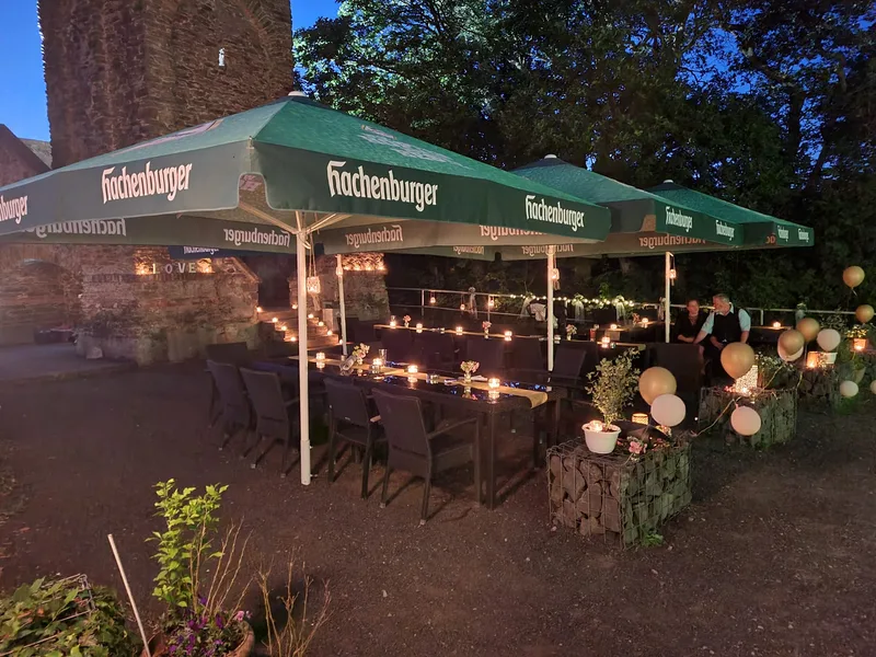 Abendstimmung im Biergarten am Concordiaturm